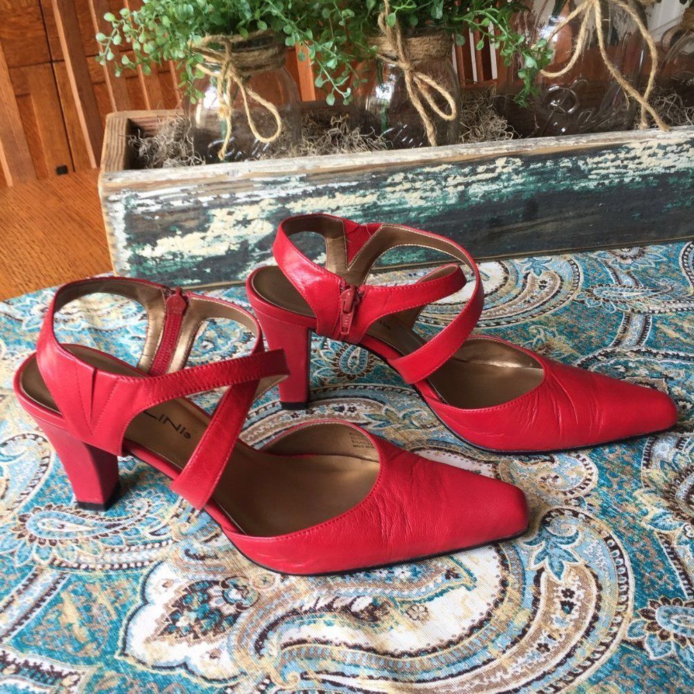Bellini Red Leather Vintage Ankle Strap Block Heel Pumps Size 8.5